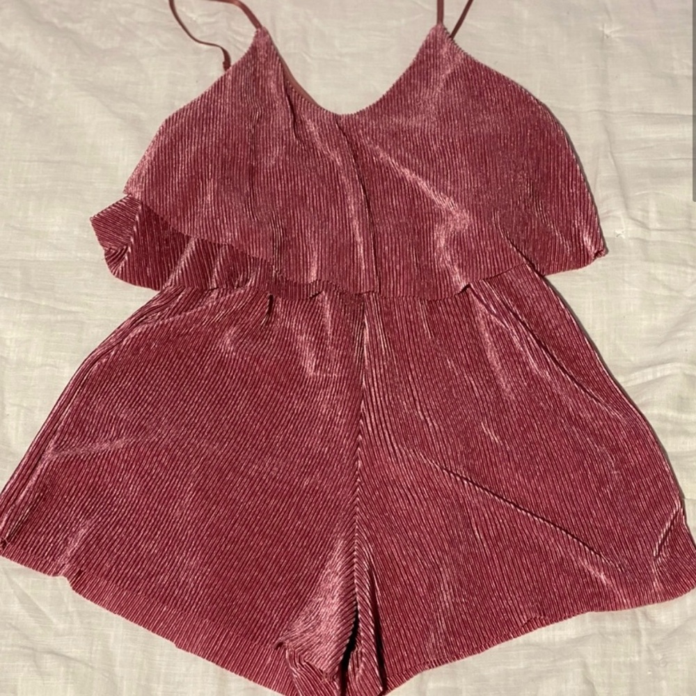 Rompers - Picture 5 of 5